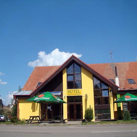 Restaurace Penzion Rafael Dlouha Brtnice Luaran gambar