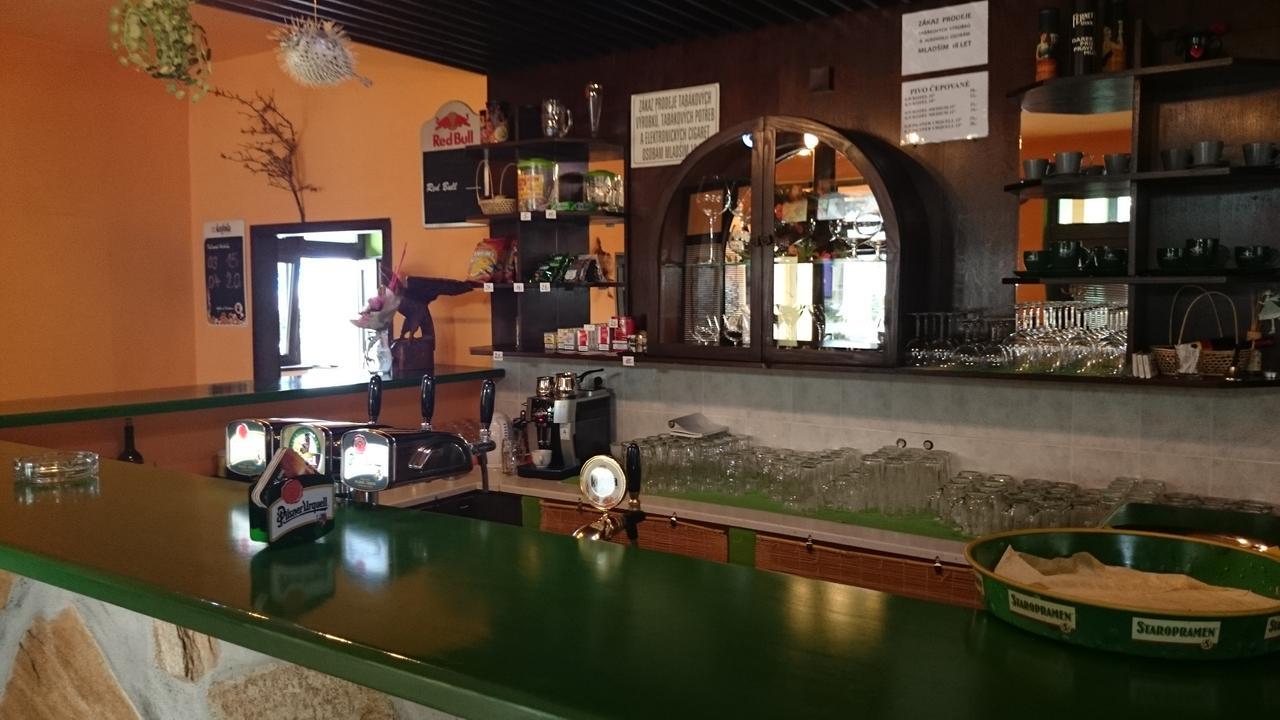 Restaurace Penzion Rafael Dlouha Brtnice Luaran gambar